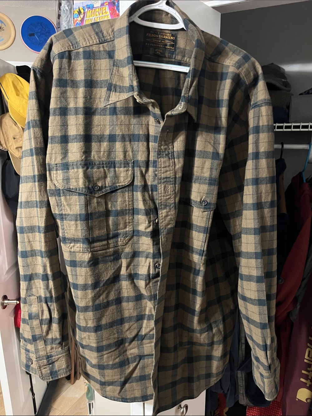 Filson Plaid Shirt heavyweight in Tan and Navy